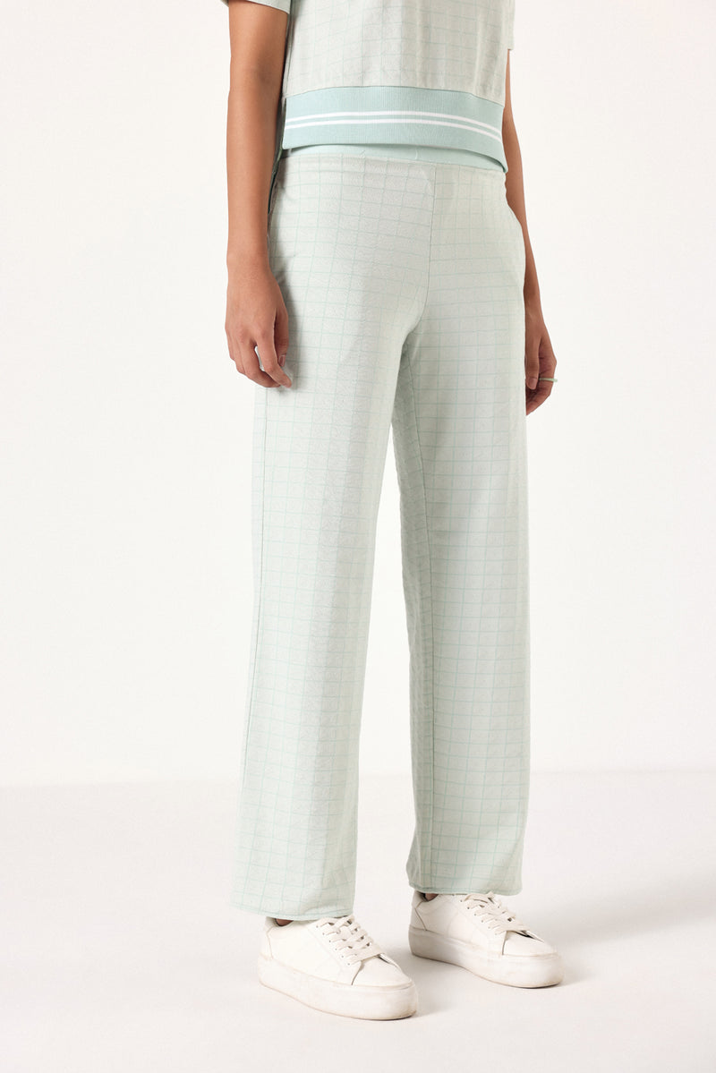 Essence Textura Pants