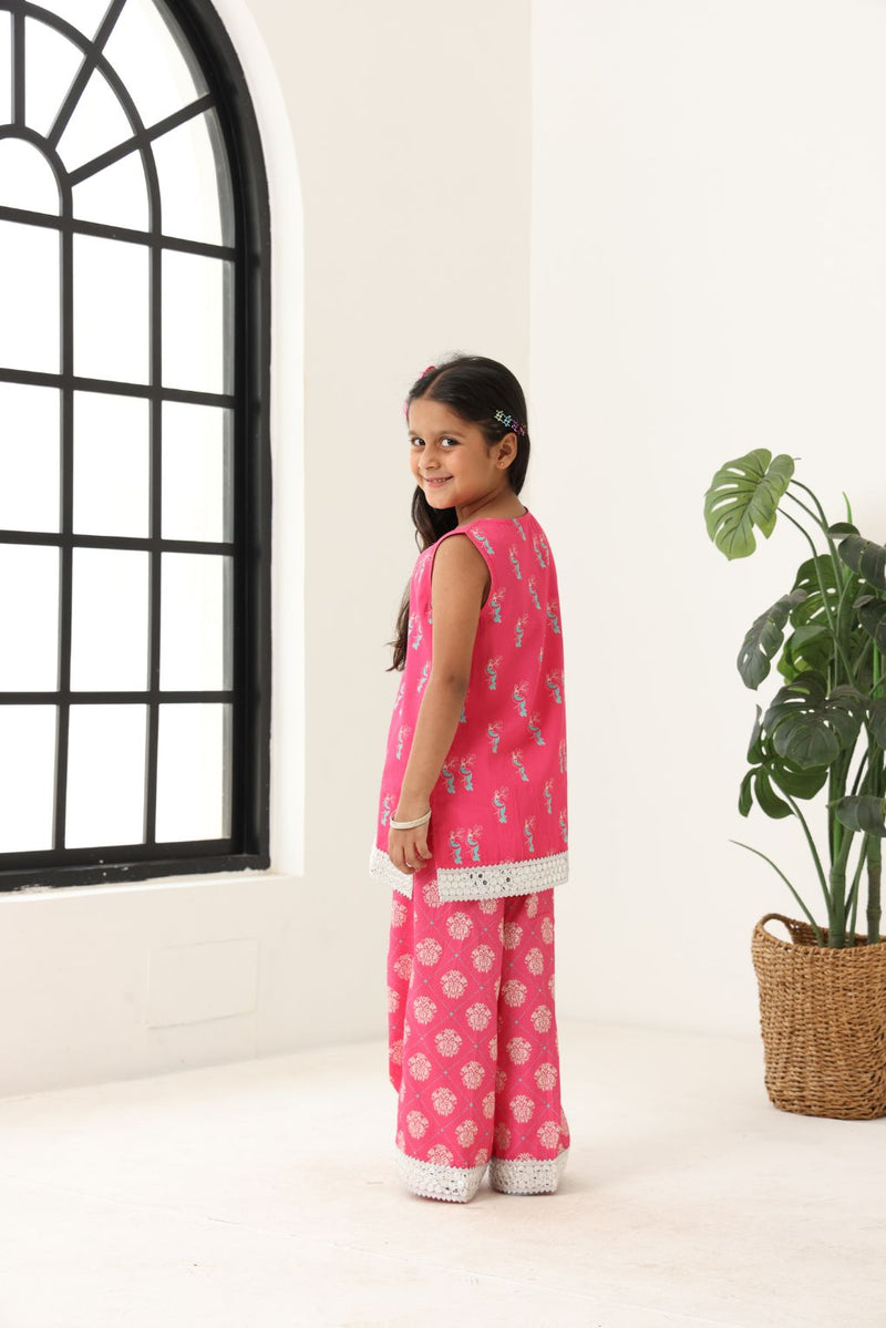 Spunkies Girls Pink Sleeve Less Set