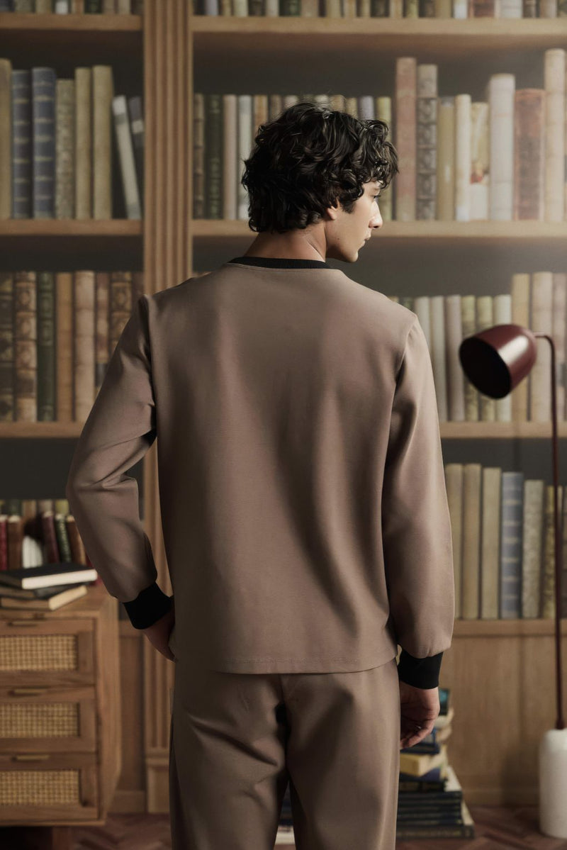 Two-Tone V-Crew Pullover