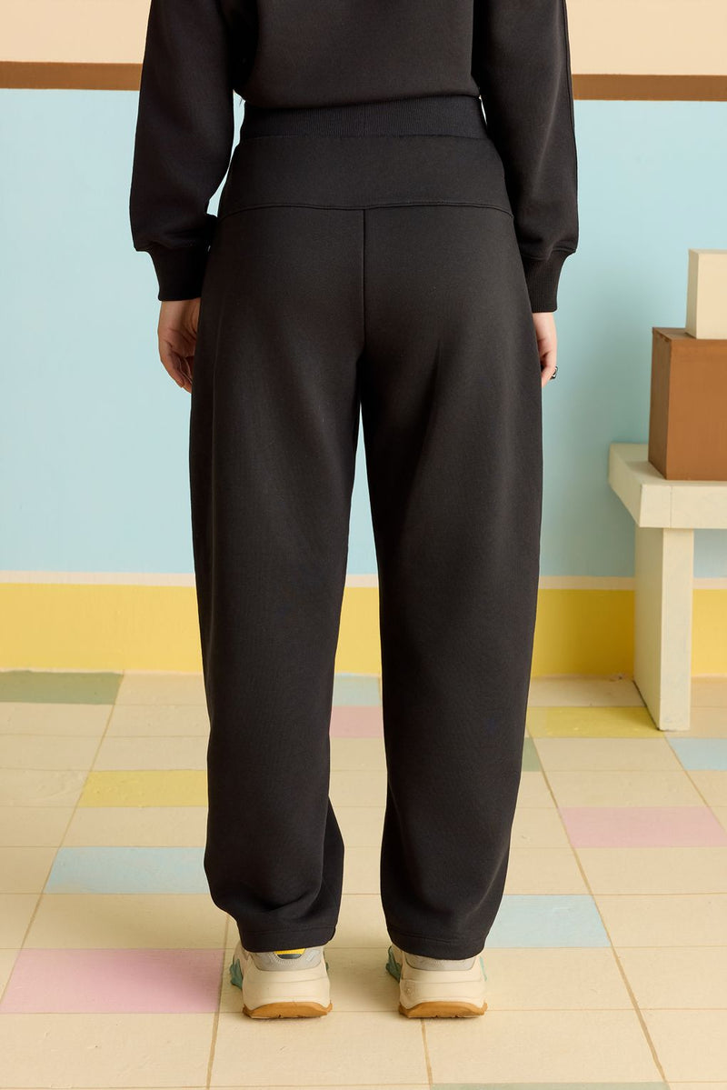Noir Balloon Pants