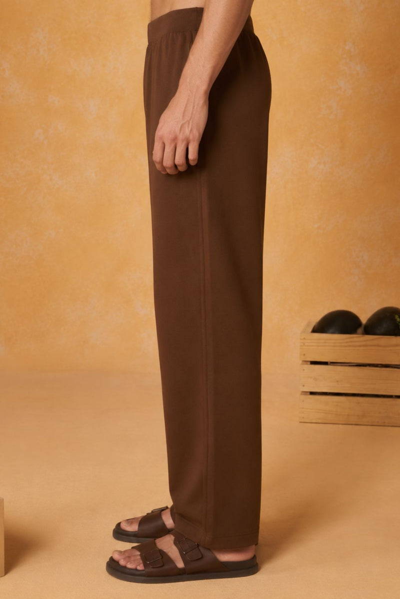 Linear Detail Pants