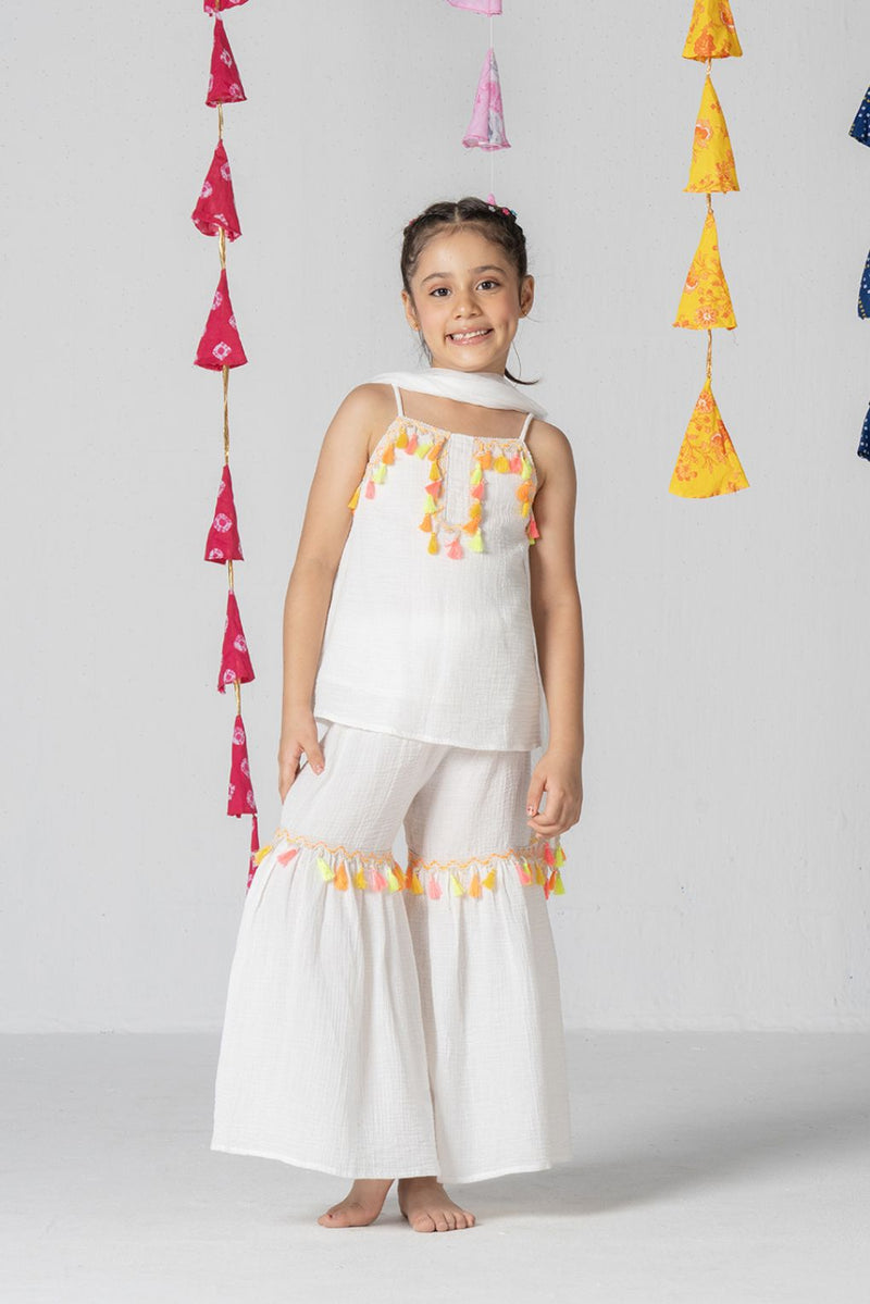 Girls White Kurta Set With Fringe Tape