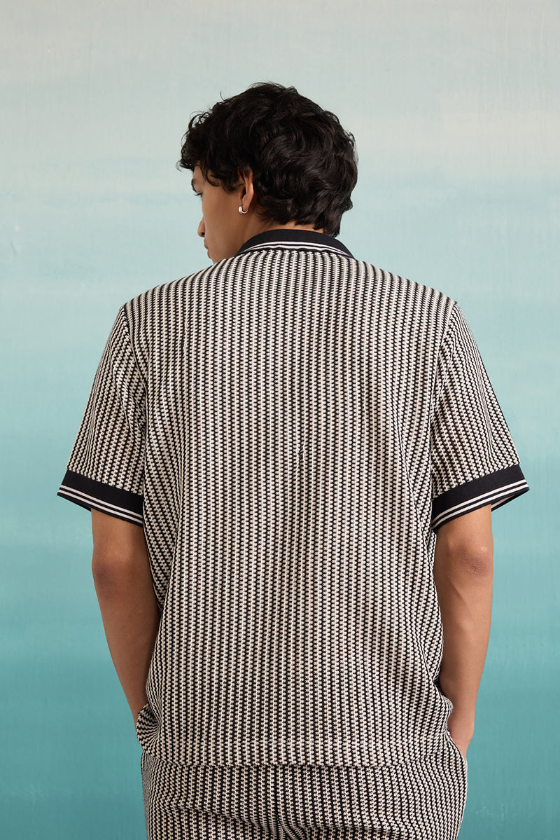 Mono'chrome Looper Shirt