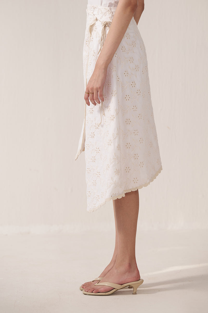 Minimal Muse Midi Skirt