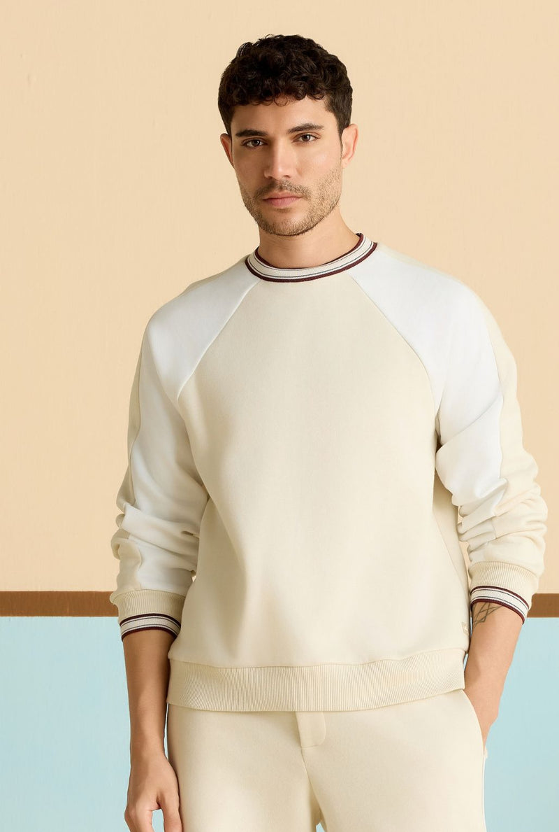 Contour Raglan Pullover