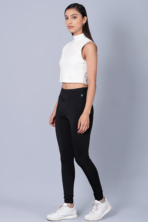 Vibe in Bold Leggings