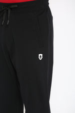 Ease Up Joggers Black