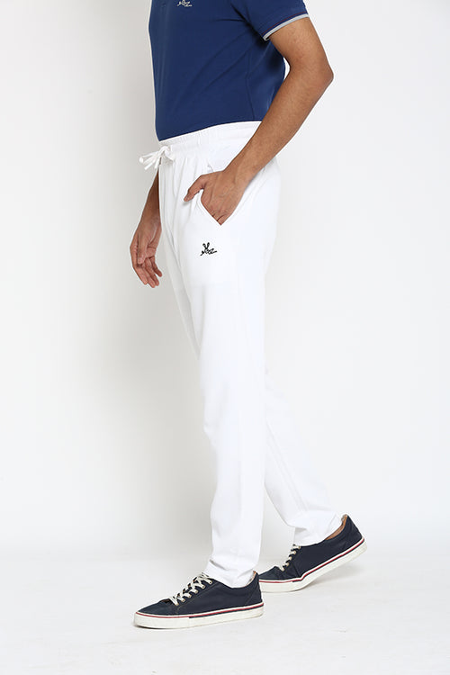 Kick-back Joggers White